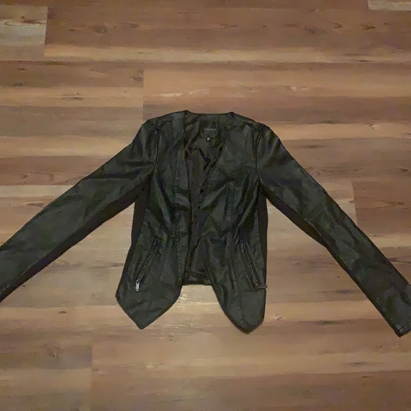 Good - Picture 1 of 4